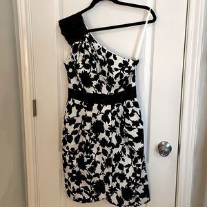 One shoulder cocktail dress